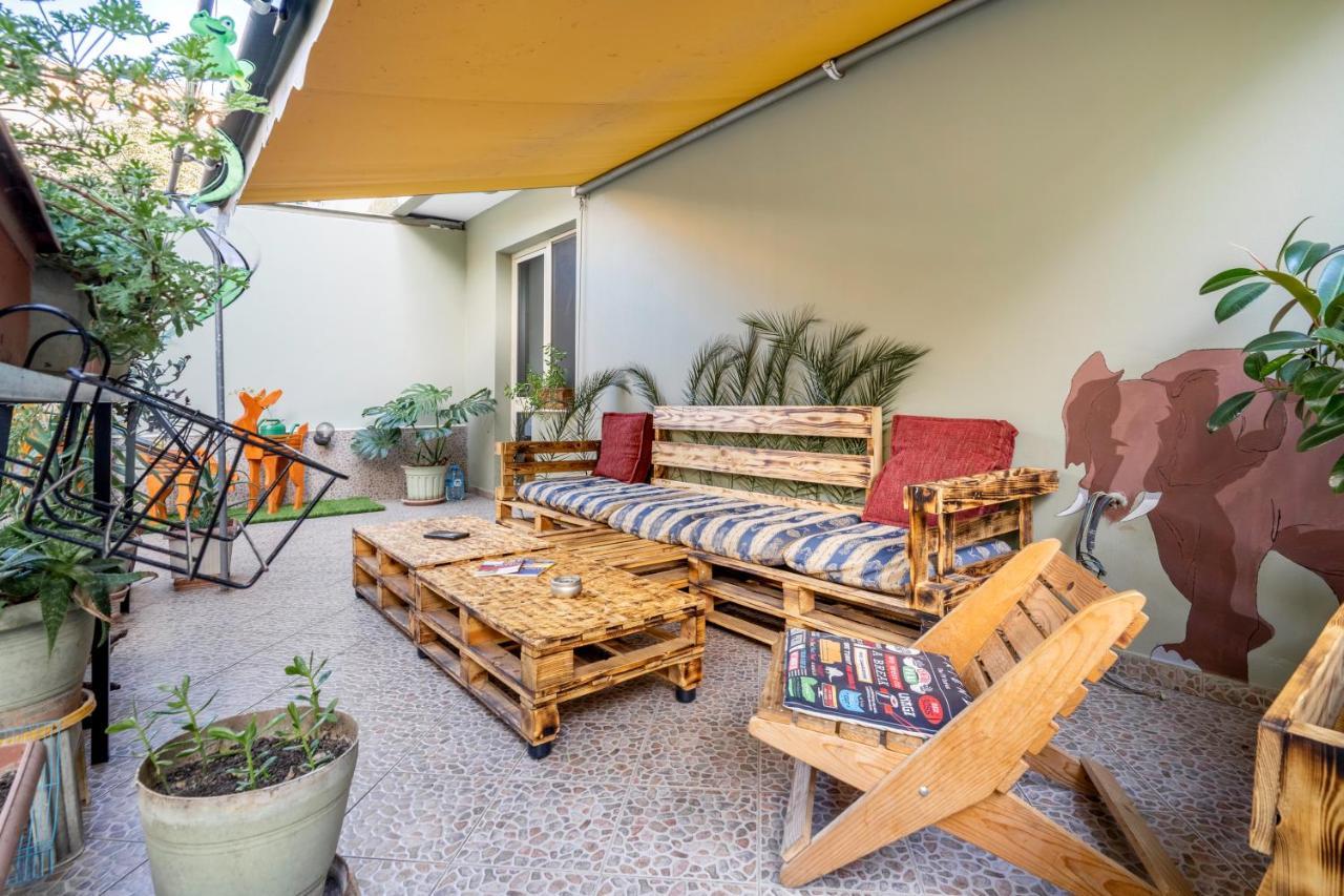 Hostel Nena Semi 地拉那 外观 照片